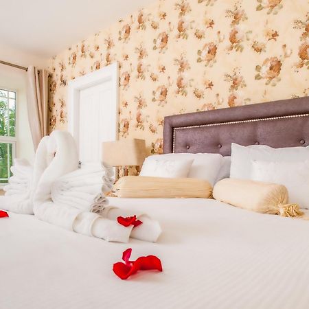 The Beara Coast Hotel Castletownbere Extérieur photo