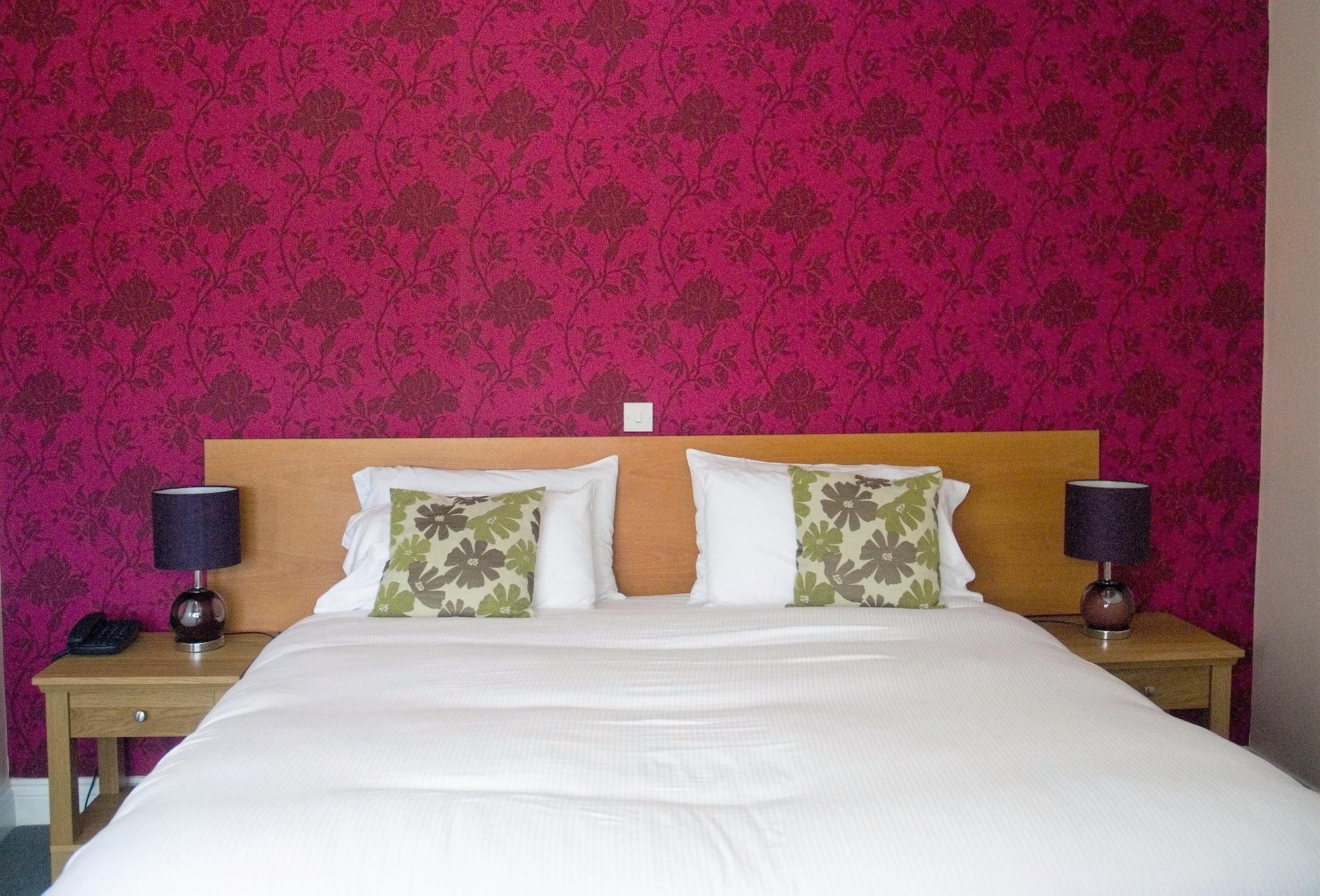 The Beara Coast Hotel Castletownbere Extérieur photo