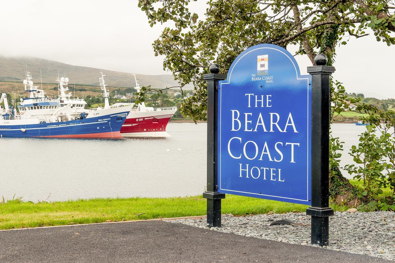 The Beara Coast Hotel Castletownbere Extérieur photo